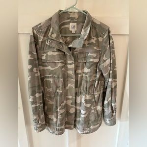 GAP Women’s Utility Jacket Size Small EUC